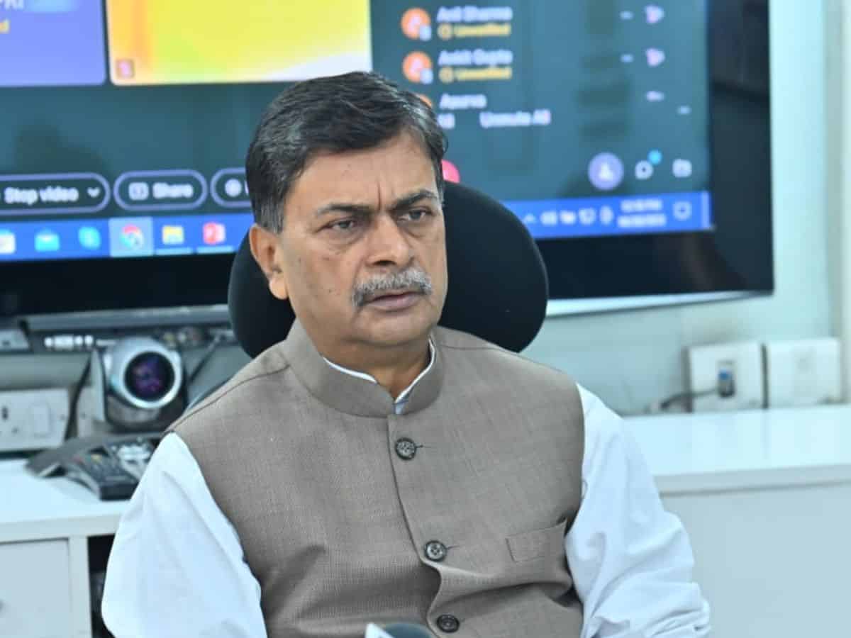 Power Minister R. K. Singh meets with Green Hydrogen Developers