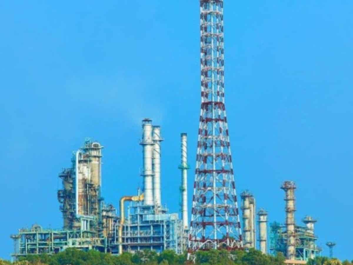 Prime Minister Dedicates BPCL Projects worth Rs 9,800 Crore to Nation