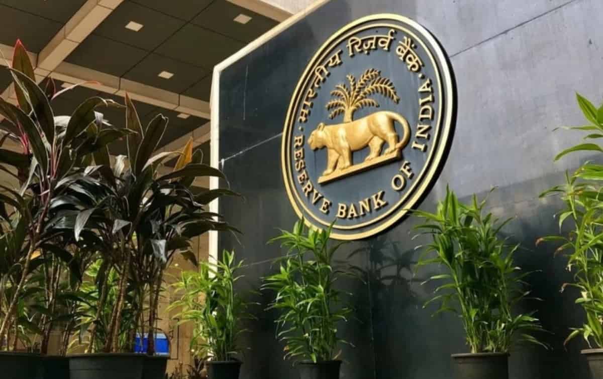 RBI Extends Directions on Shree Mahalaxmi Urban Co-operative Credit Bank Till March 2026