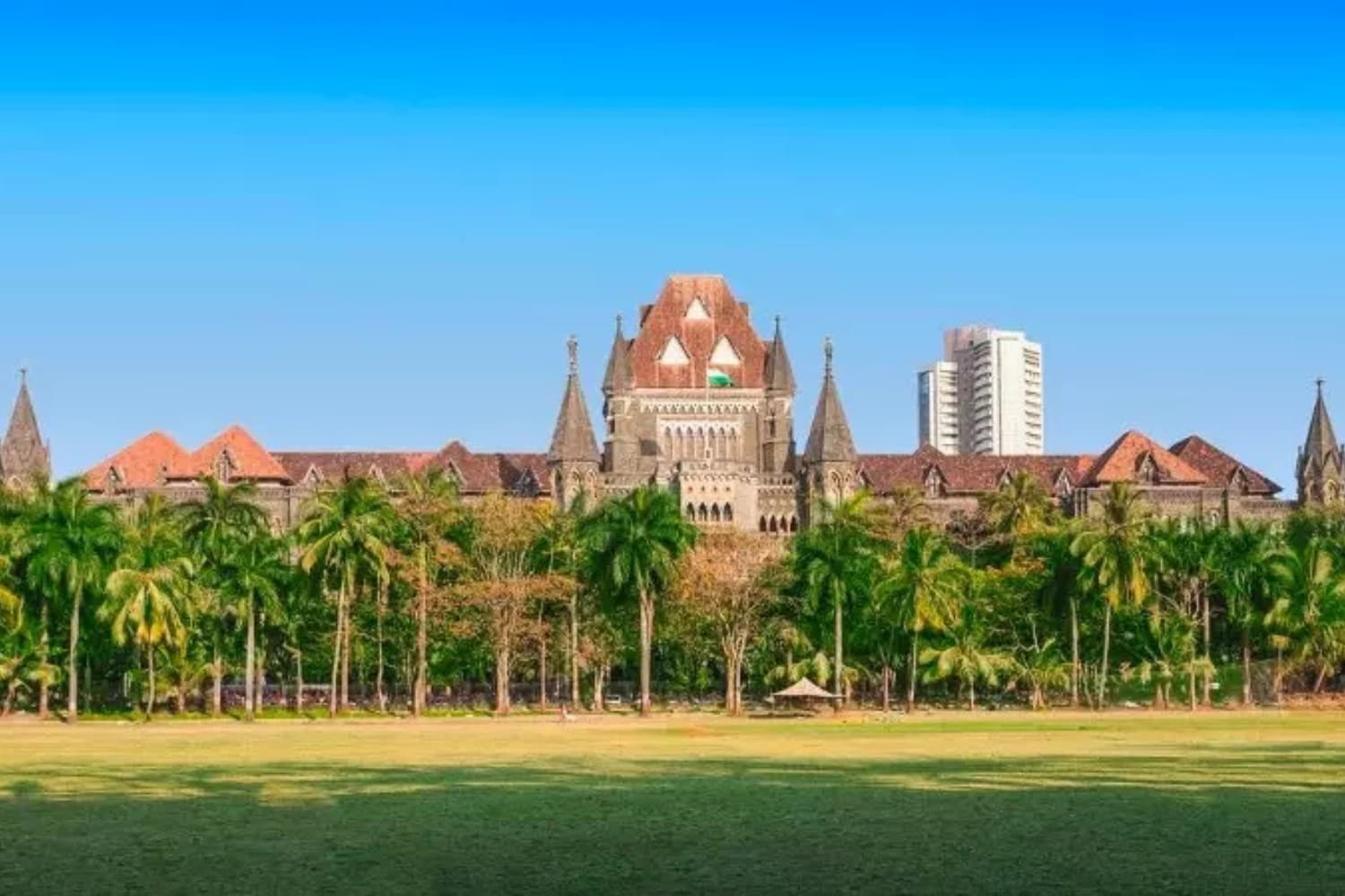 RCF Arbitration Award Set Aside by Bombay High Court; Mandated to Refund ₹218 Crore