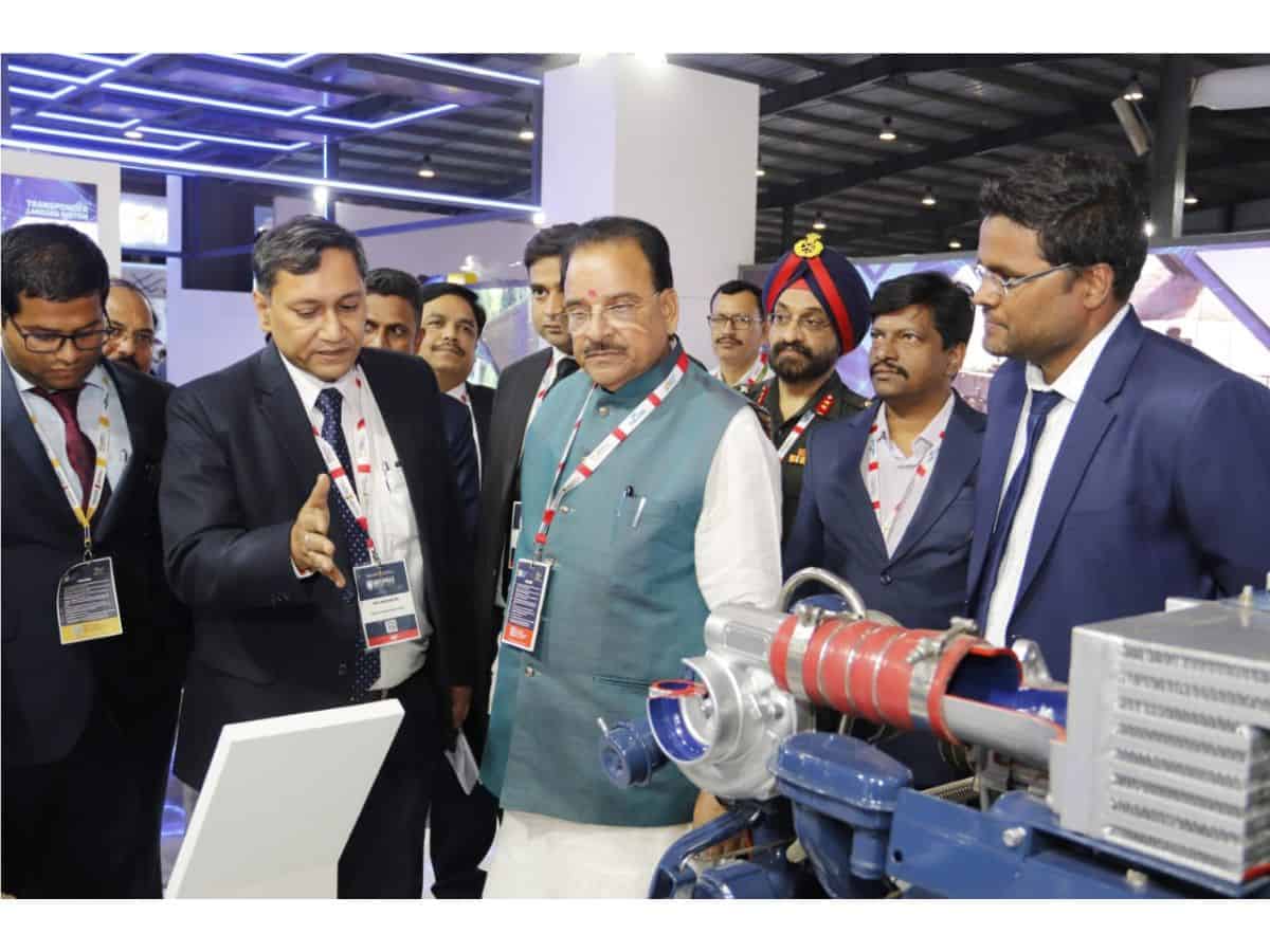 RRM visited BEML Stall