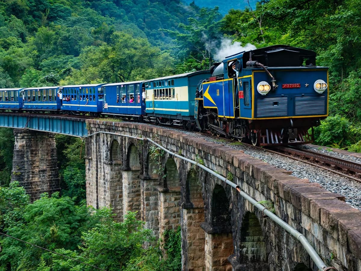 RVNL shares boasts 2.45% amid getting major contract from East Central Railway