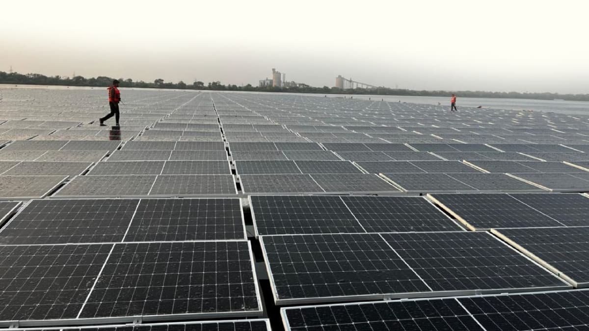 SAIL Commissions 5 MW Floating Solar Power Plant at Bhilai Steel Plant