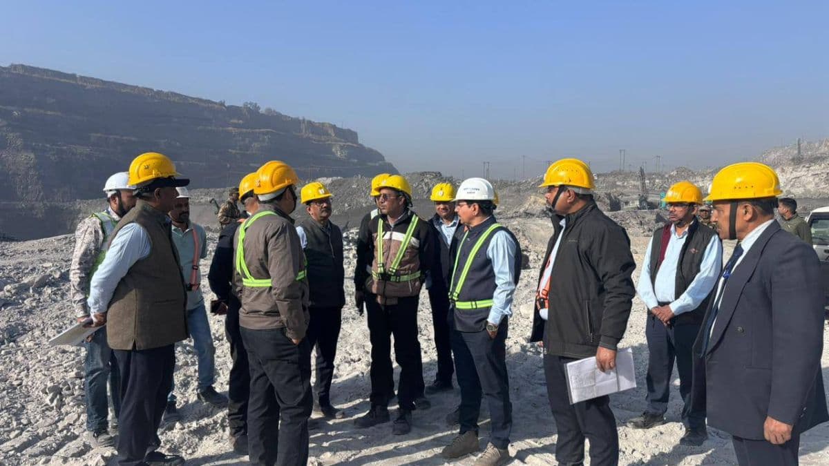 SECL CMD Conducts Surprise Early-Morning Inspection at Gevra Mine