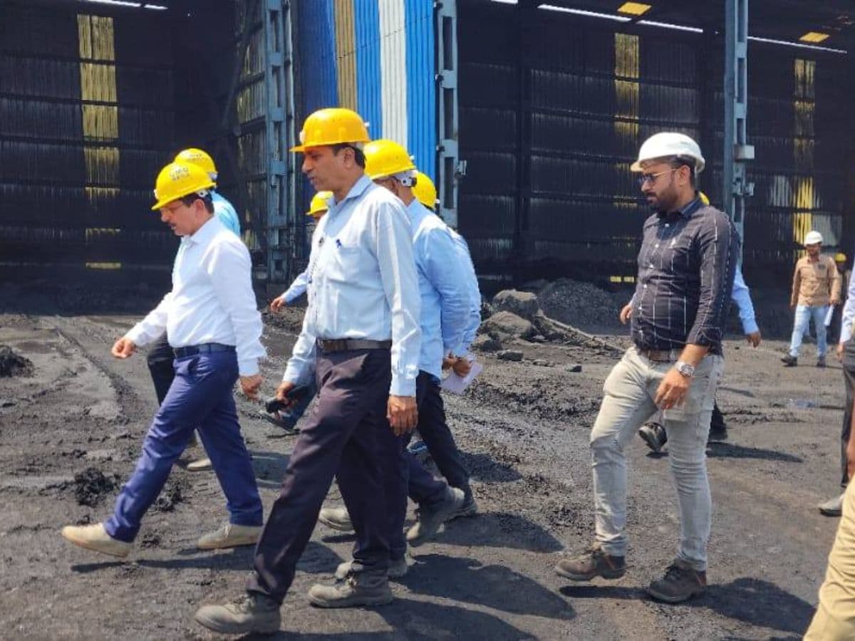 SECL CMD Harish Duhan reviews mining operations of four mines