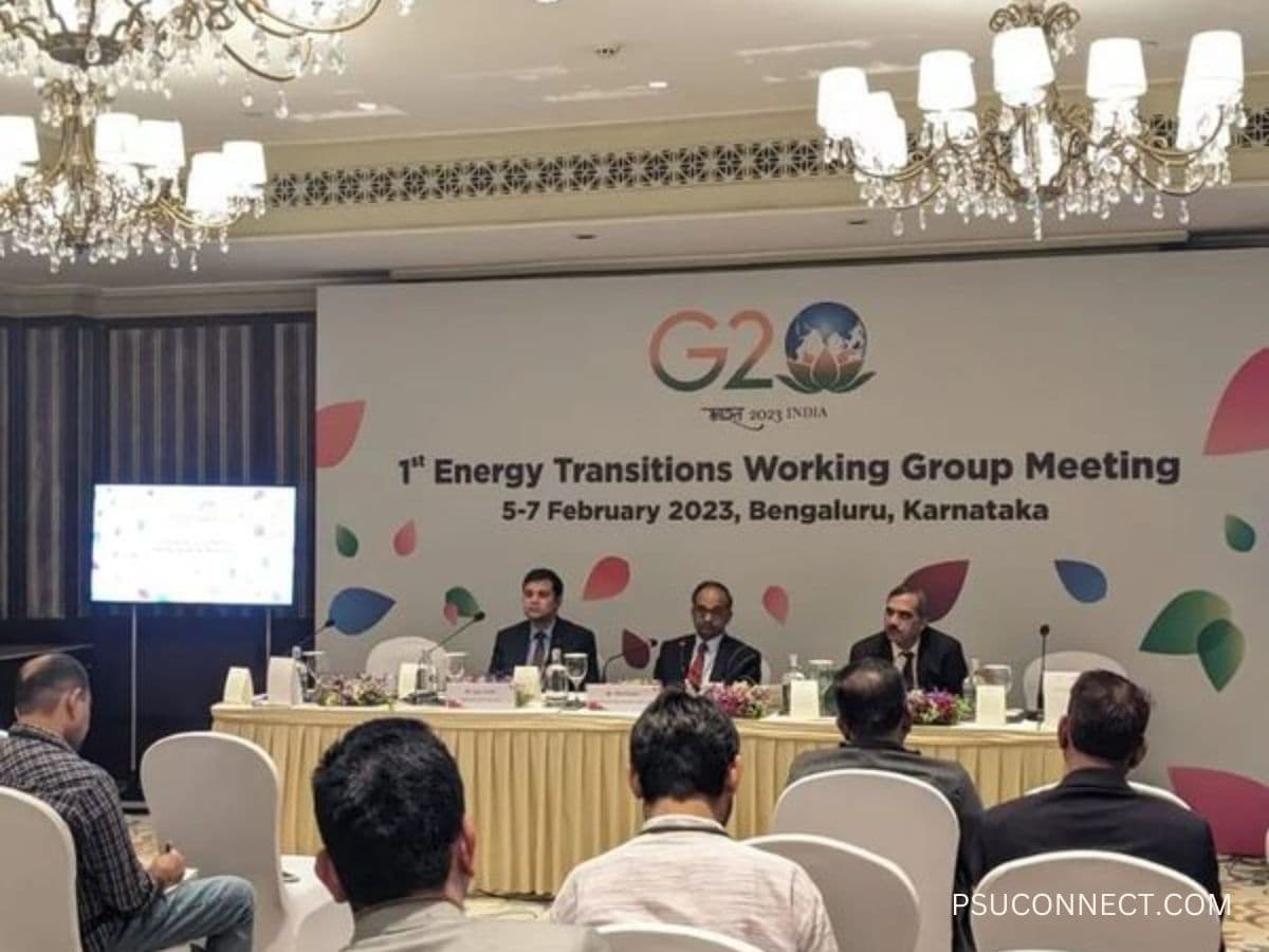 Shri Alok Kumar, Secretary, Power ministry presided over a Media Briefing