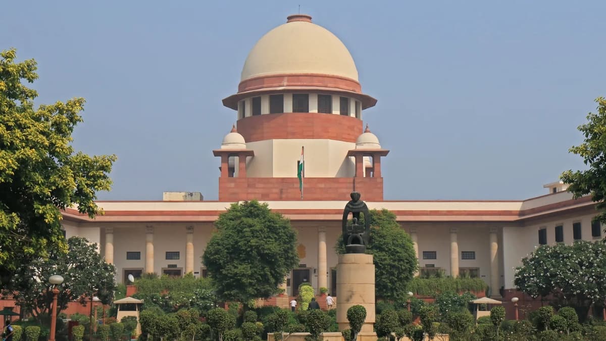 Supreme Court Orders West Bengal to Pay 25% DA Arrears to State Government Employees