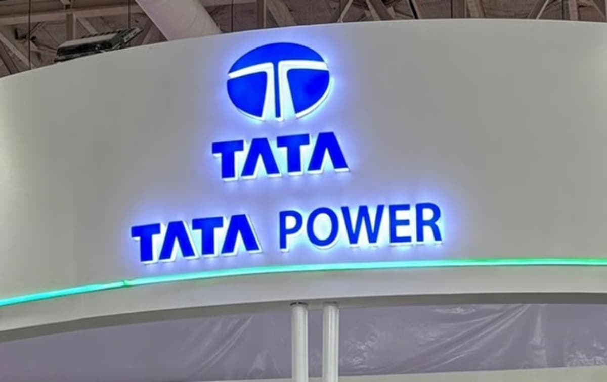 Tata Power Sets New Rooftop Solar Record, Crosses 1 GW Capacity in Just 9 Months Tata Power Sets New Rooftop Solar Record, Crosses 1 GW Capacity in Just 9 Months - PSU Connect News