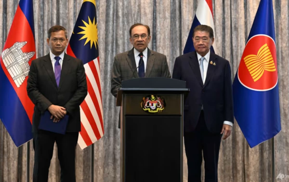 Thailand and Cambodia Agree to Border Ceasefire After Weeks of Fighting