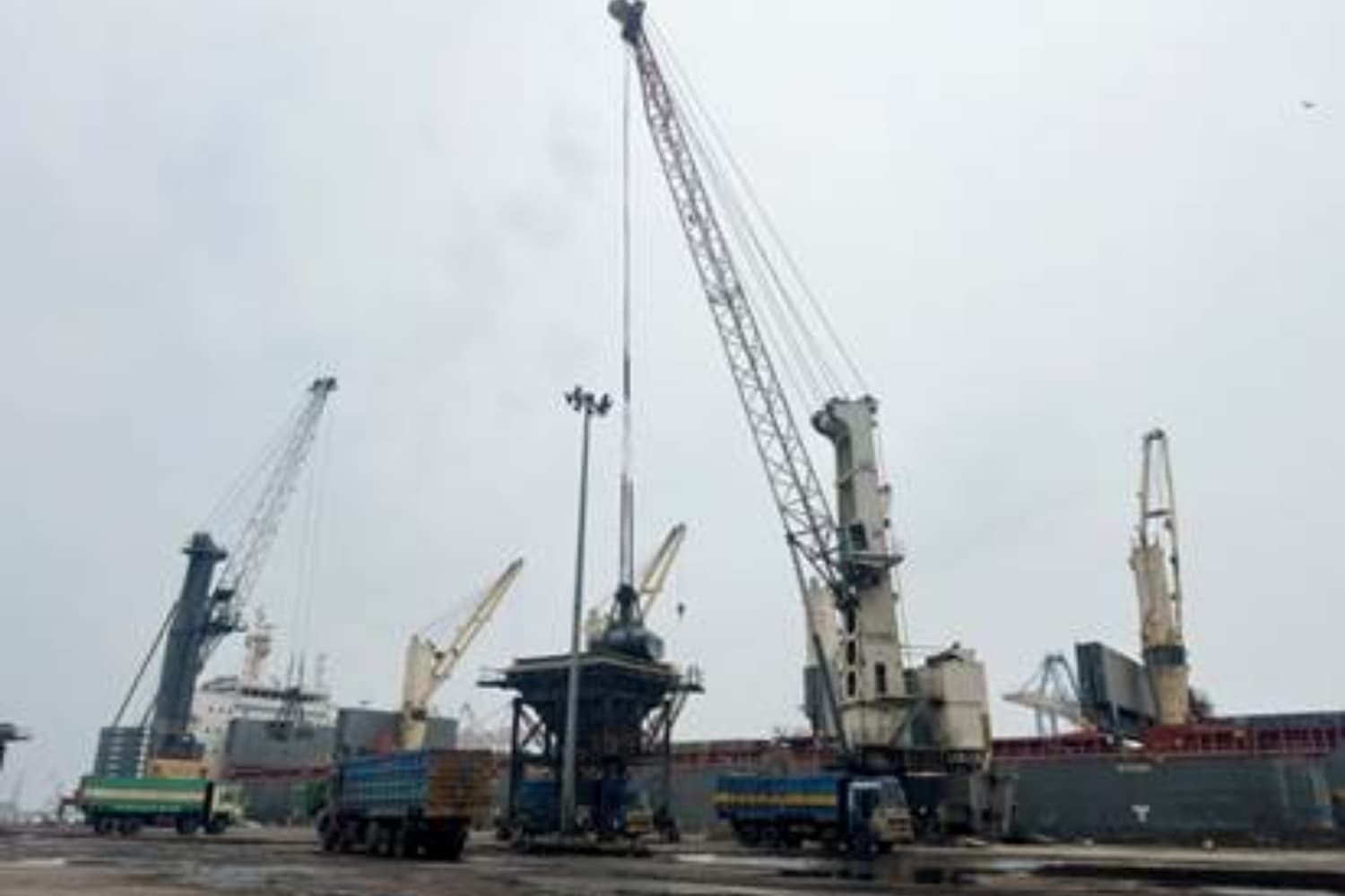 VOC Port receives the first Clinker vessel, signed MoU with Ambuja Cement Limited