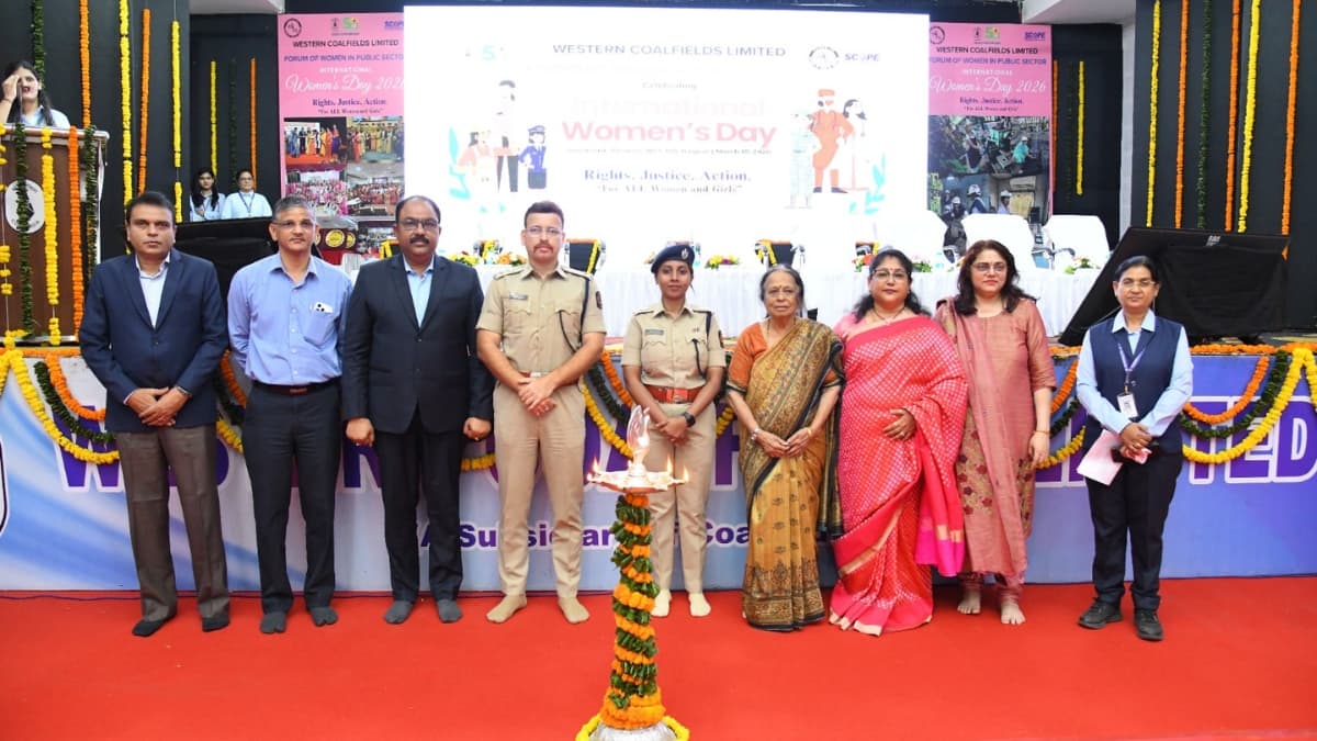 WCL में ‘अंतरराष्ट्रीय महिला दिवस’ के उपलक्ष्य में ‘नारी गौरव सम्मान’ कार्यक्रम का आयोजन