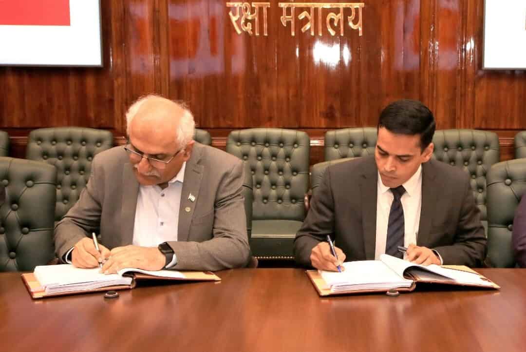 Defense Ministry signs Rs 7,629 crore contract with L&T for Artillery Guns