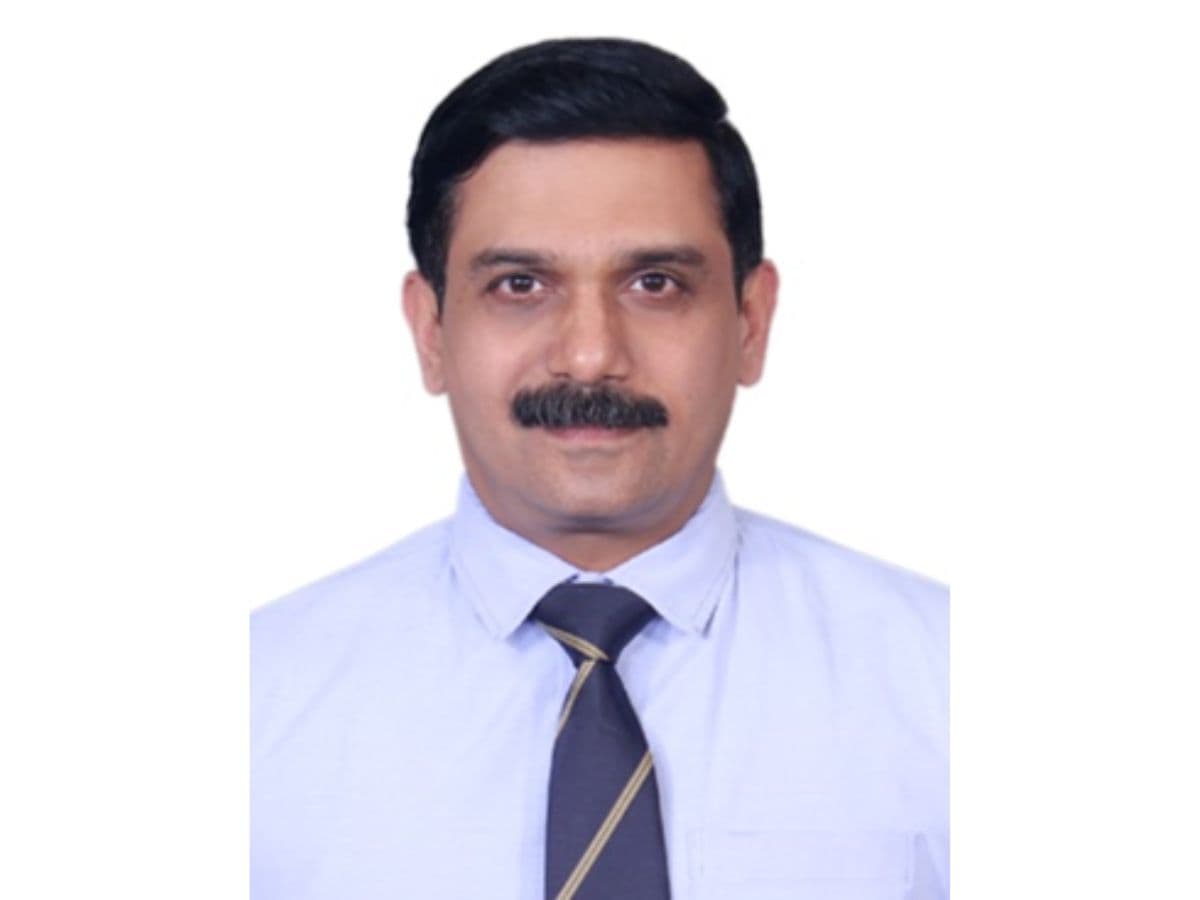 Captain (IN) P. Sunilkumar (Retd.) takes over as Director Corporate Planning & Personnel of GRSE