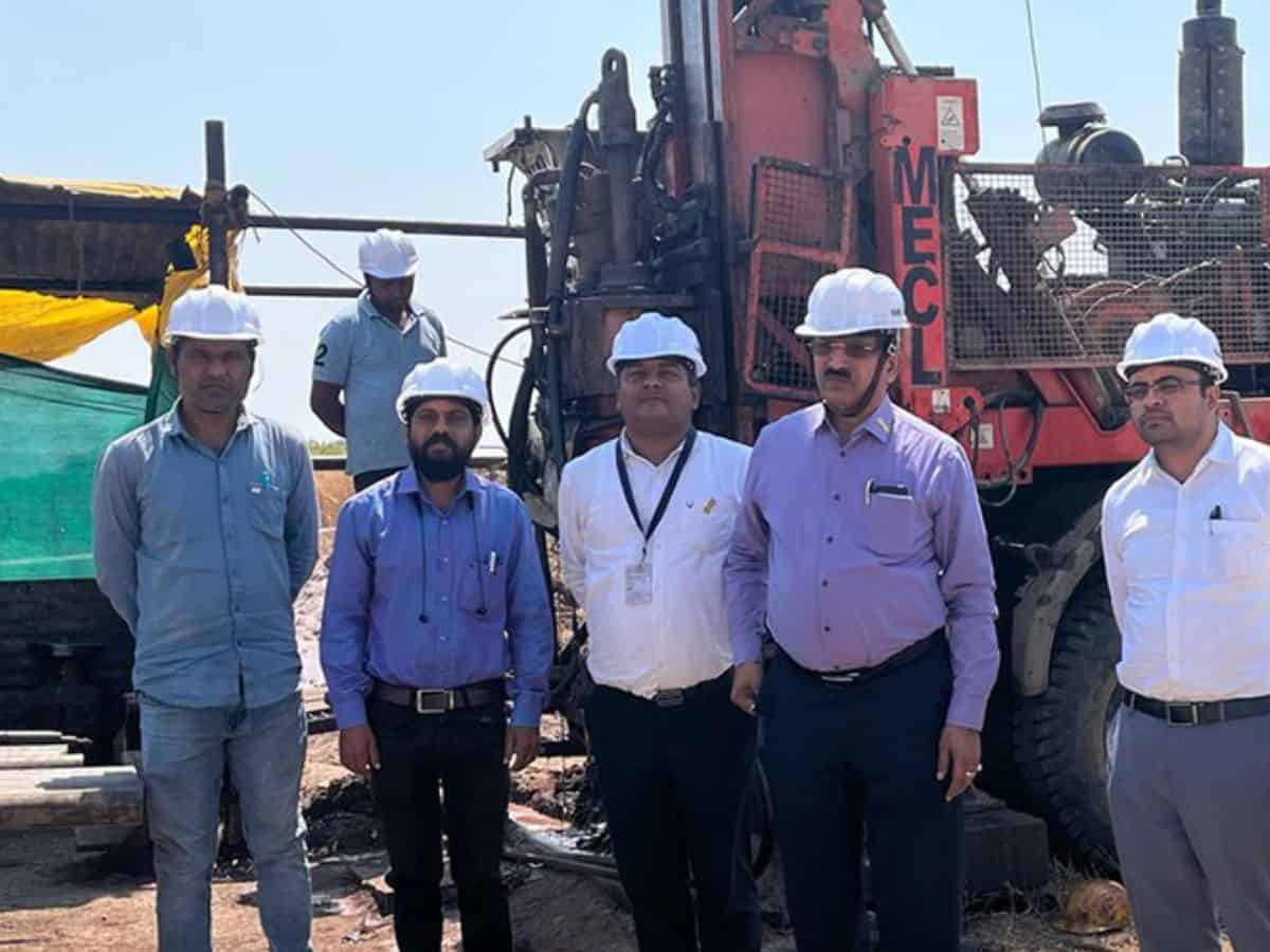 CMPDI Officials visited MECL drill sites