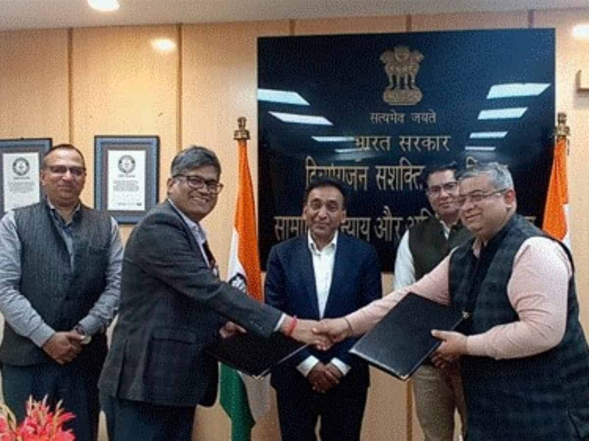 CSIR-CSIO collaborated with ALIMCO to provide Advanced technology equipments for Divyangjans