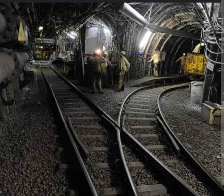 Coal Ministry Reviews Status of Captive Coal Mines Production