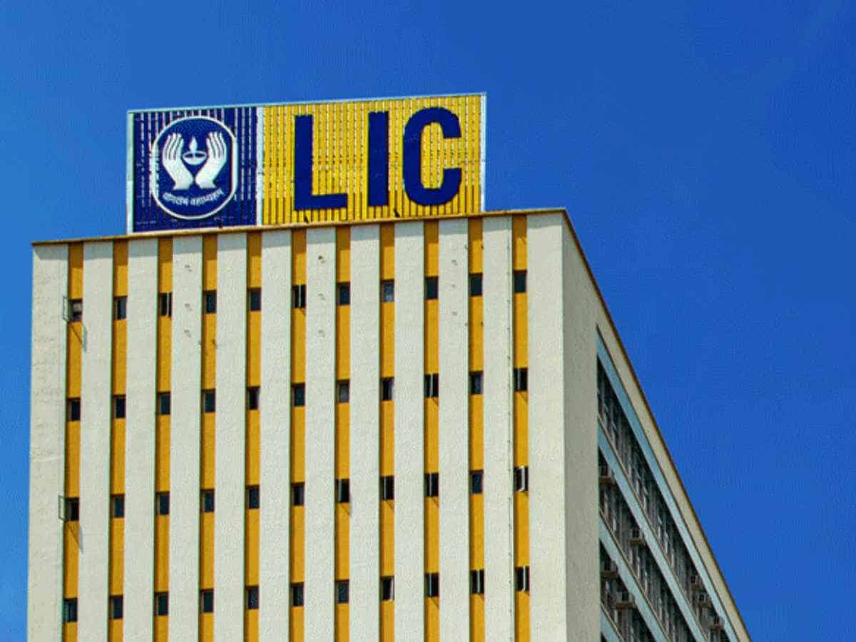 LIC shares crosses Rs 1000 benchmark for first time, surging over 9% growth