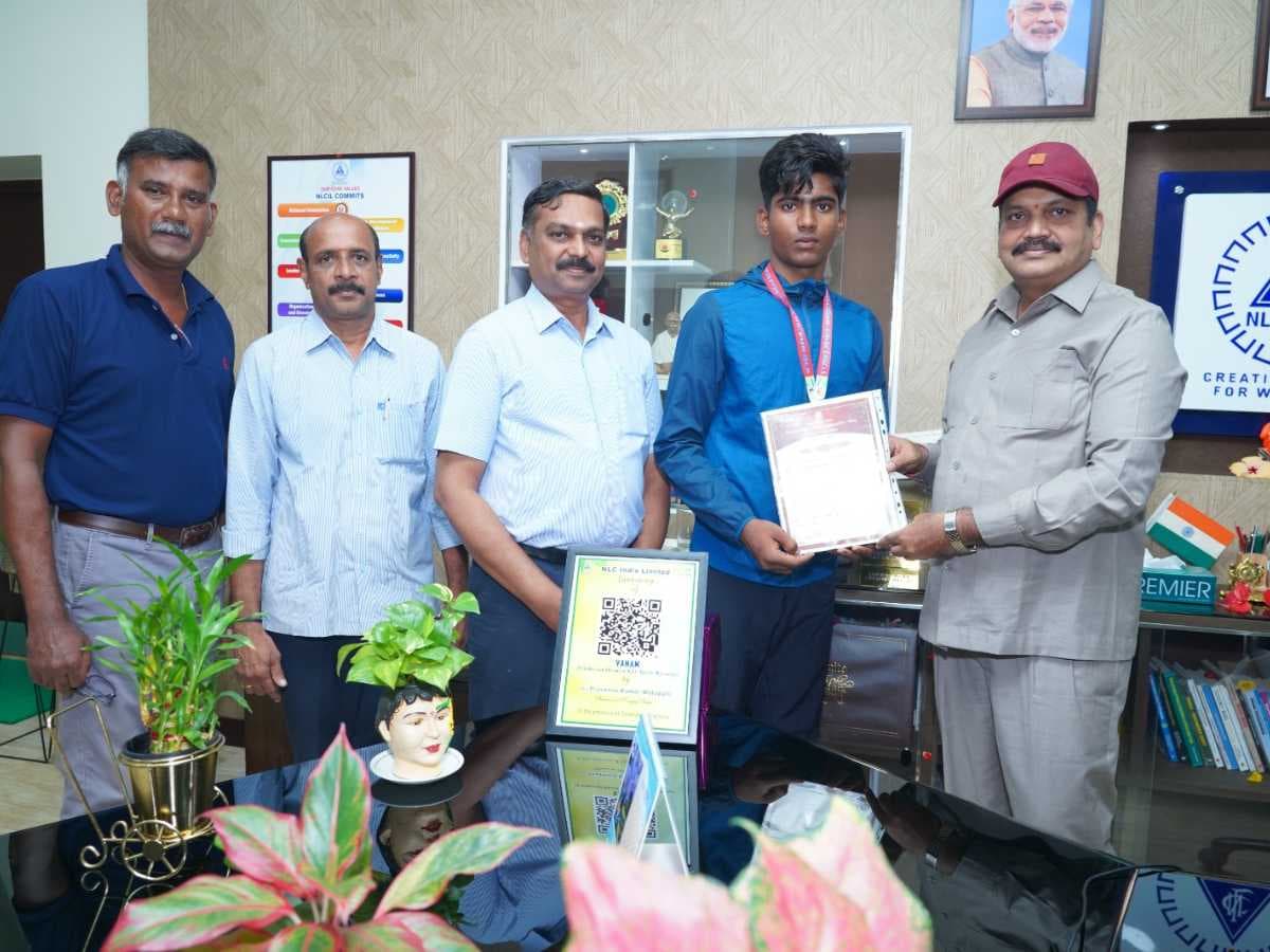 NLCIL CMD Praises Neyveli Students' Golden Victory in State Javelin Competition