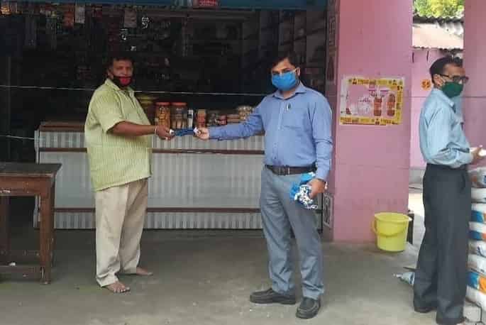NTPC Talcher Kaniha distributes masks to contract workers