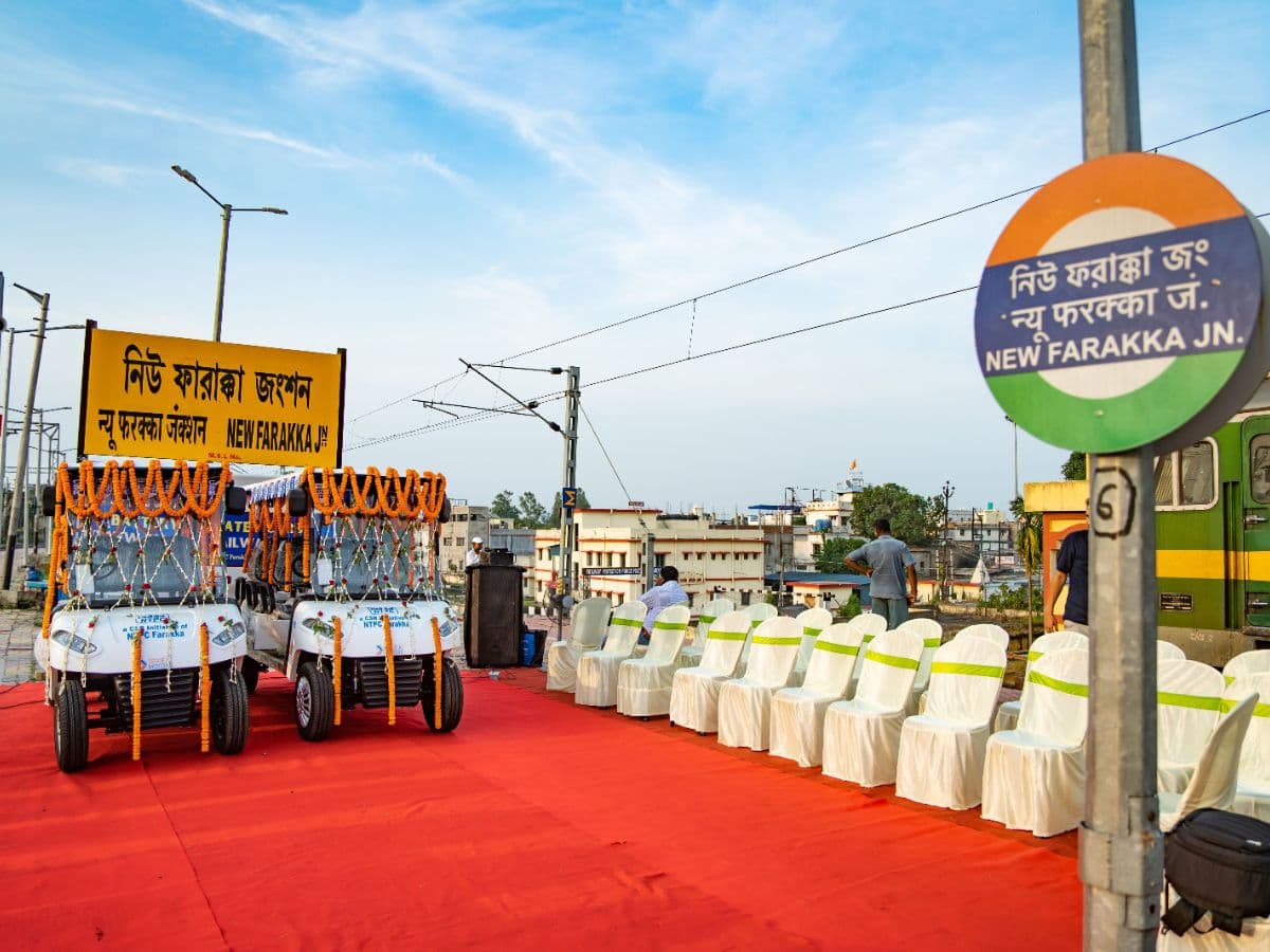 NTPC Farakka handed over two battery-operated cars to New Farakka Railway Station