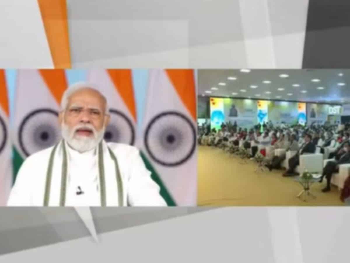 PM Modi inaugurates ‘Centre-State Science Conclave' in Ahmedabad