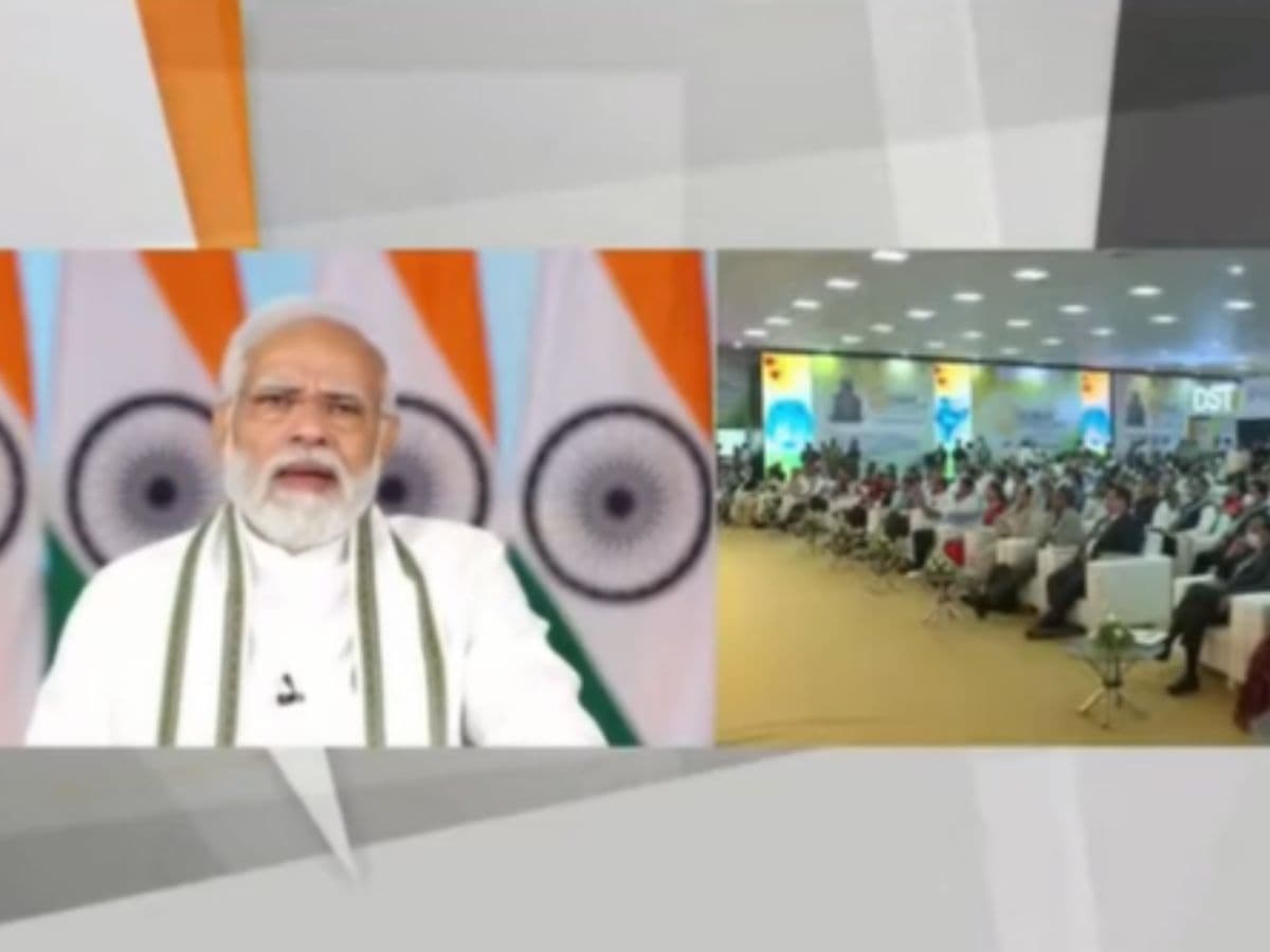 PM Modi inaugurates ‘Centre-State Science Conclave' in Ahmedabad