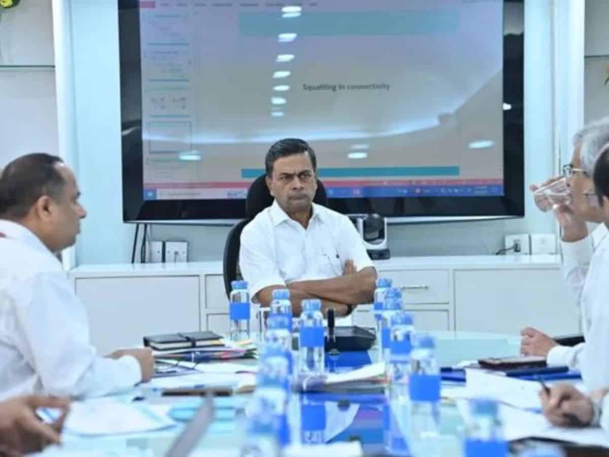 Power Minister RK Singh discusses transmission requirements for RE