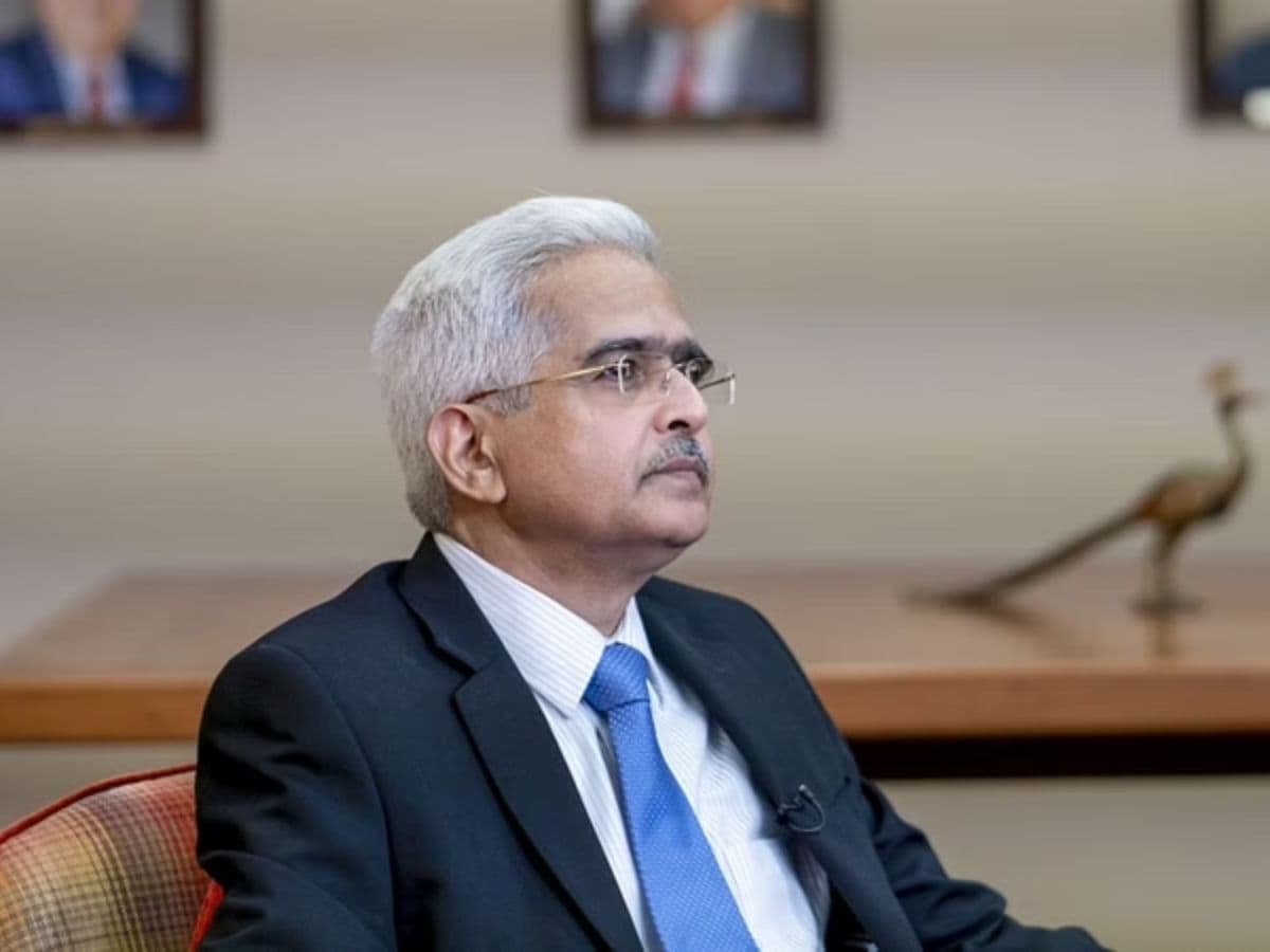 RBI Governor meets MD & CEOs of Public, Private Banks