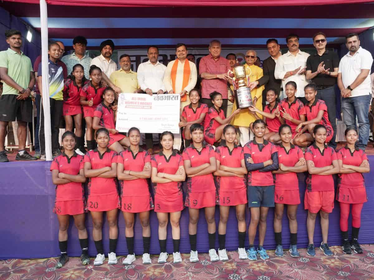 SECL Director (HR) Graces Navbharat All India Women's Hockey Tournament as Chief Guest