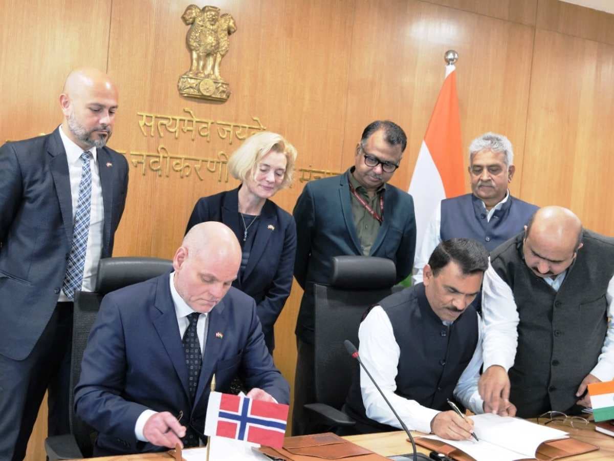 SJVN & Ocean Sun, Norway sign MOU for Floating Solar Project