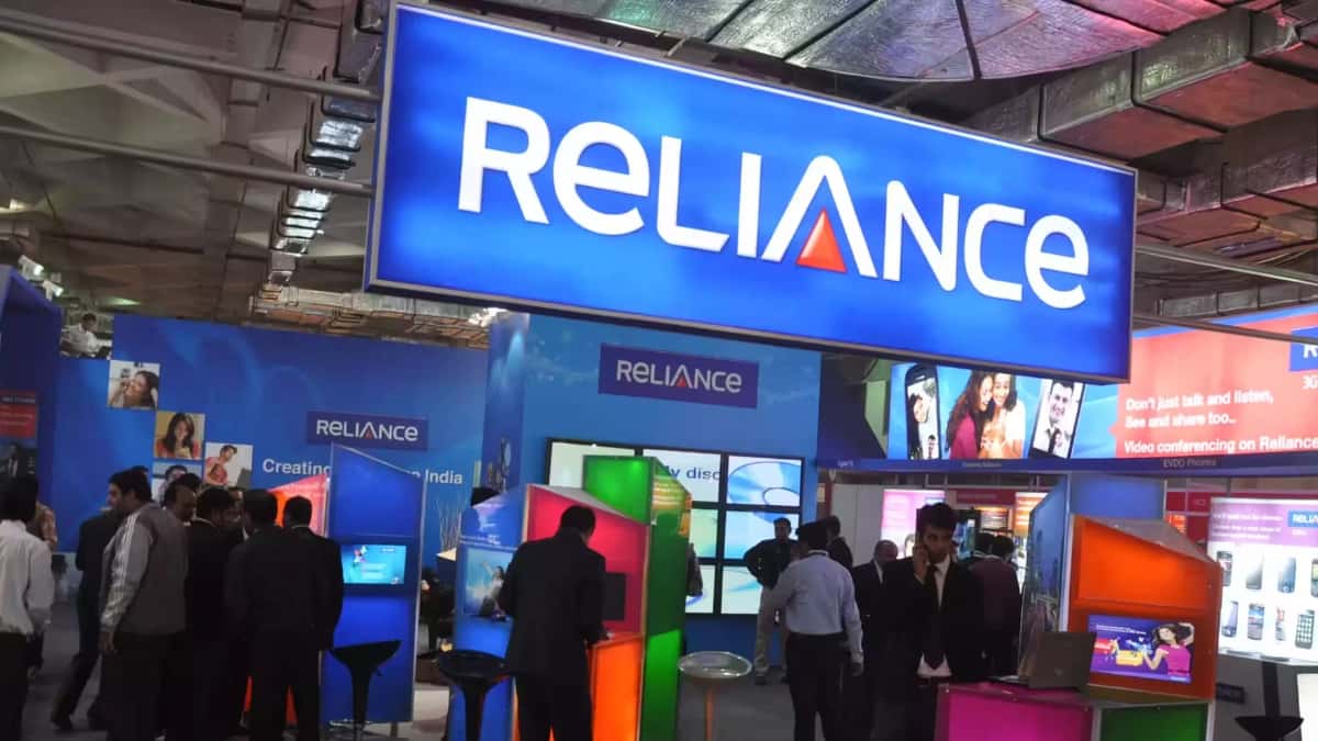 Canara Bank Classifies Reliance Telecom Ltd & Anil Ambani as Wilful Defaulters | RCOM Disclosure
