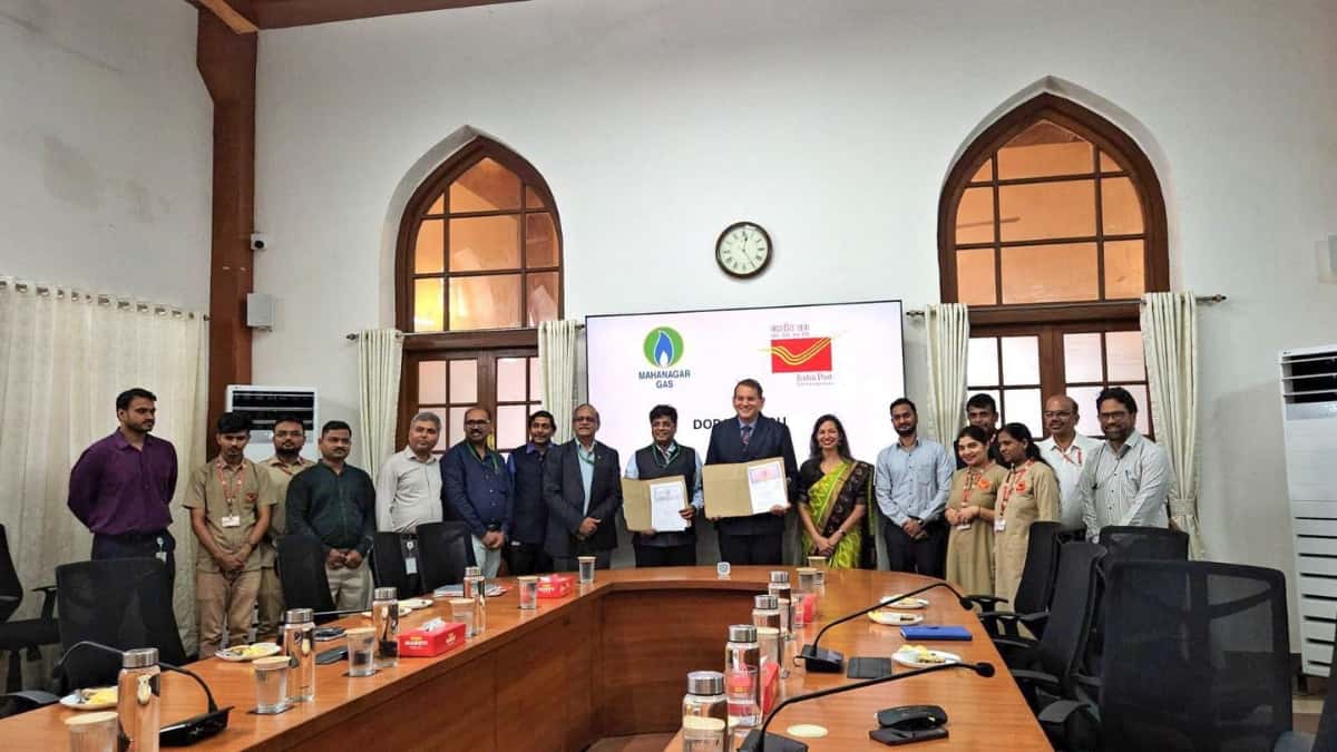 India Post and Mahanagar Gas Limited Sign MoU for Tech-Enabled, Verified Meter Reading Services in Mumbai