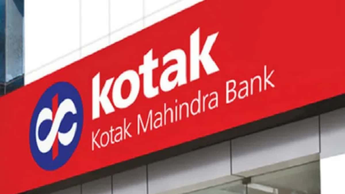 Kotak Mahindra Bank Grants 7.14 Lakh ESOPs to Employees