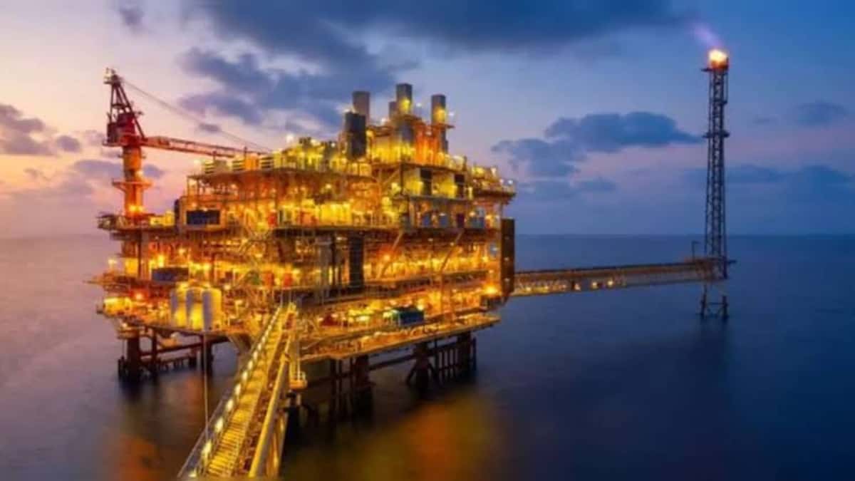 ONGC Submits Share Dematerialization Compliance Certificate for Q1 FY27