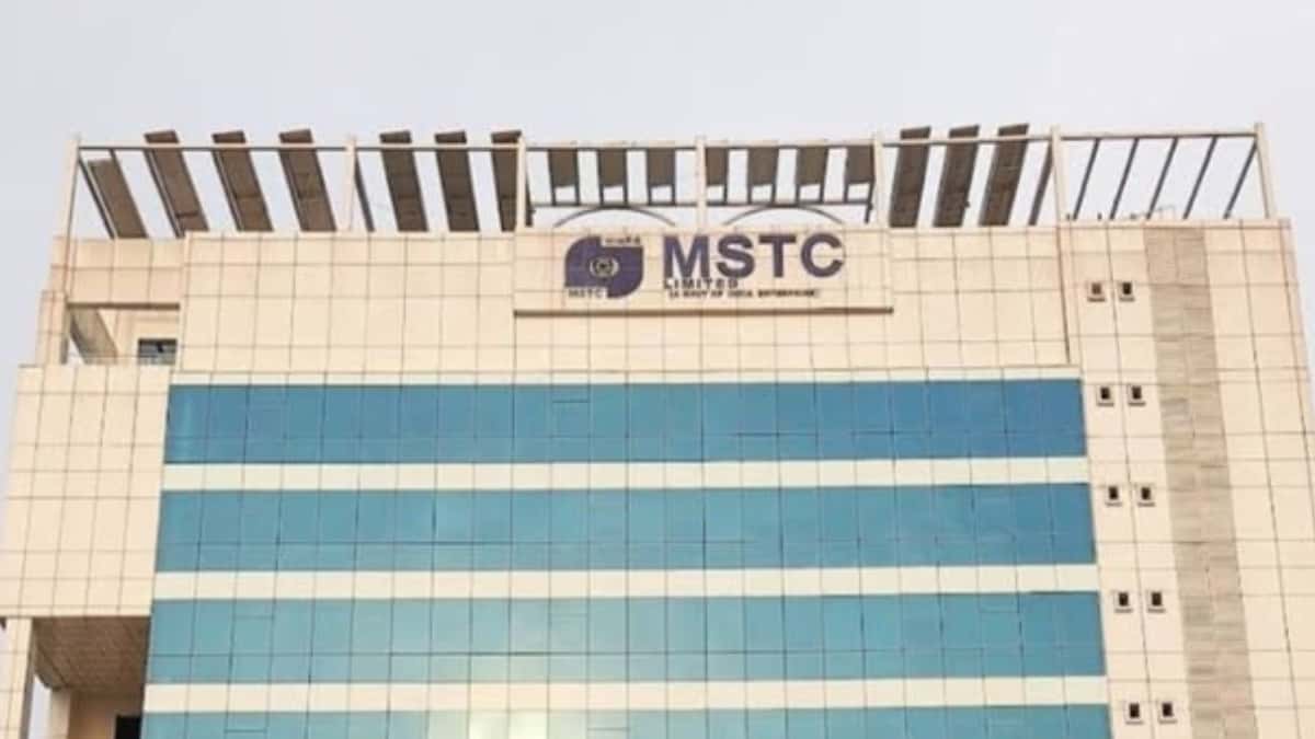 PESB Selects Renu Purushottam as Director (Commercial) of MSTC Limited