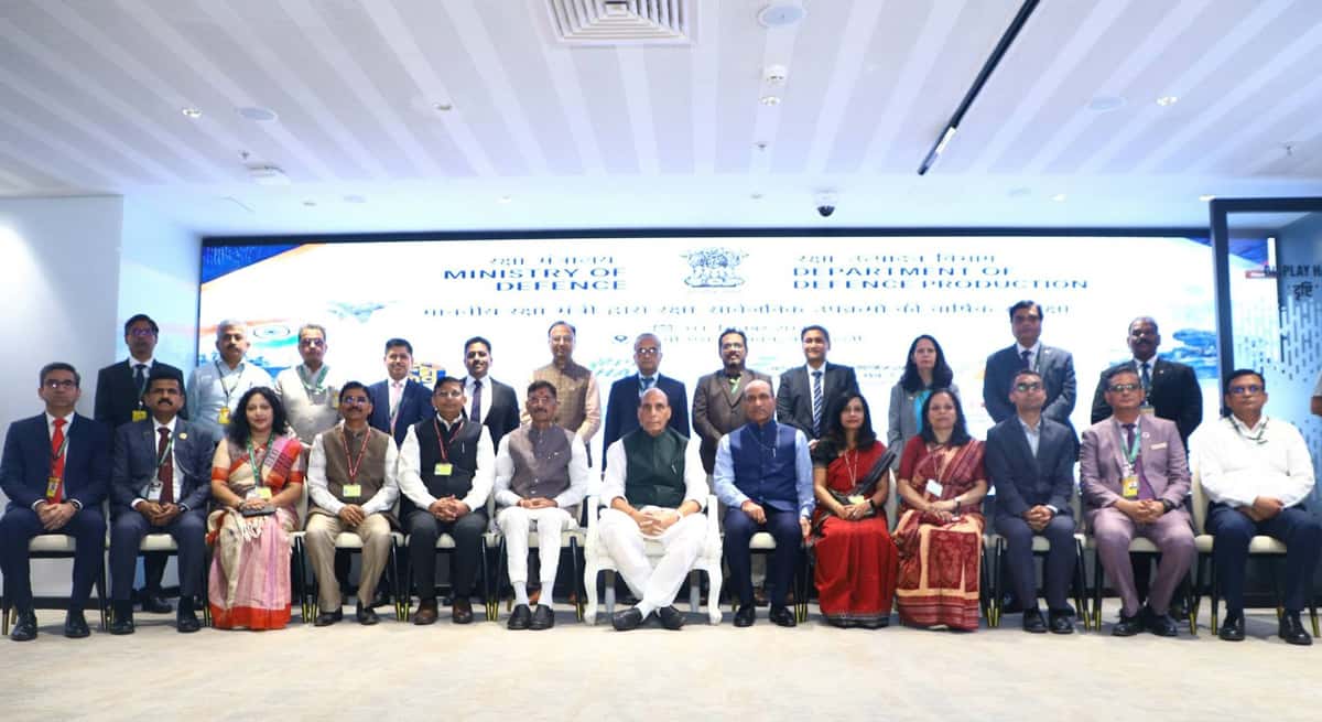 BEL Presents ₹934.47 Crore Dividend to Government as Rajnath Singh Reviews DPSU Performance