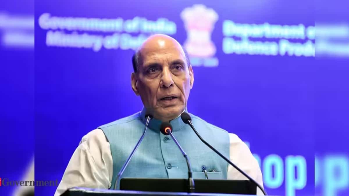 Defence Minister to undertake annual performance review of 16 DPSUs in New Delhi