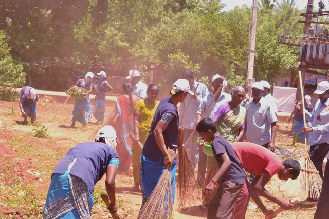 NLC IL Carries  out Clean India Activities in Peripheral Villages 