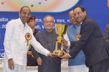 Gold trophies of SCOPE ExcellenceAwards presented to ONGC