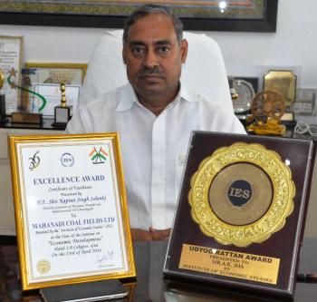 IES Confers Udyog Rattan Award on CMD MCL Shri AK Jha