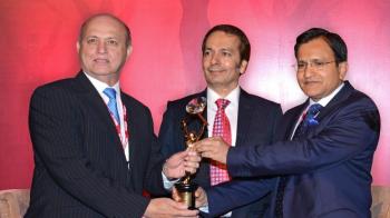 Shri Raghav Chandra Chairman NHAI awarded Construction World Man of the year Award