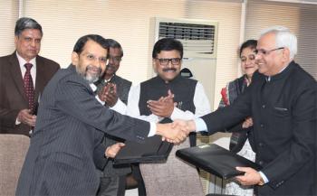 REC Extends Rs 14 point 2 Crore CSR Support to IIM Trichy