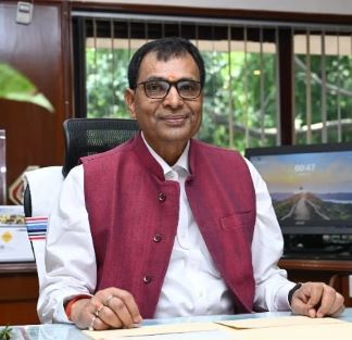 Shri Sunil Prasad Singh