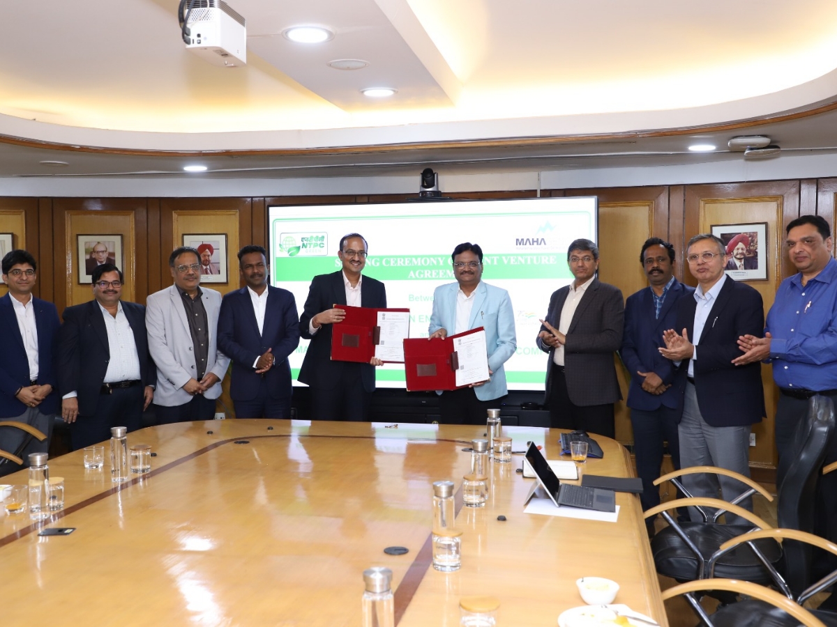 NGEL signs JV Agreement with MAHAGENCO for RE Parks in Maharashtra