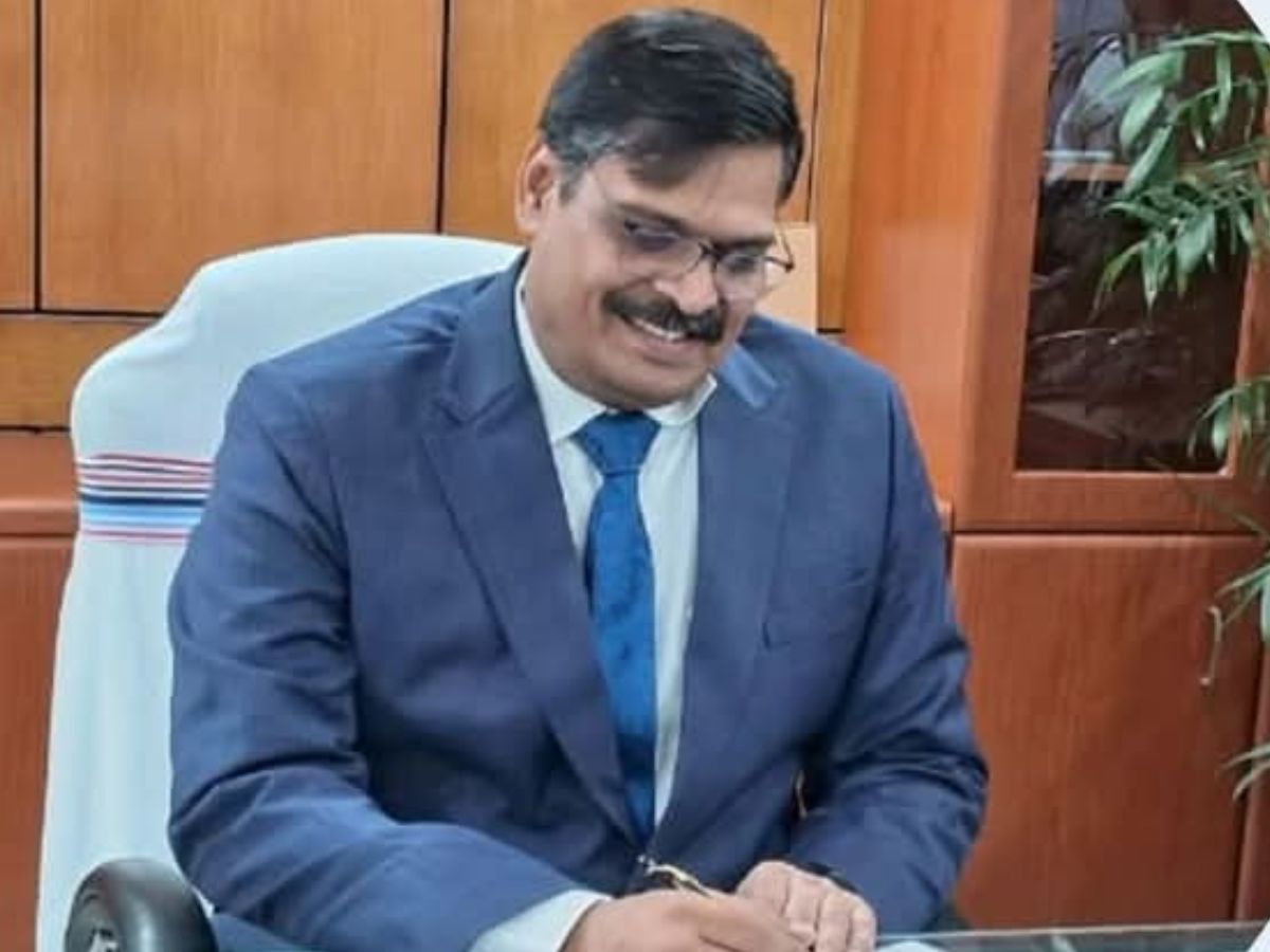 Asheesh Kumar assumed charge as Director (Business Development) of Coal India Ltd