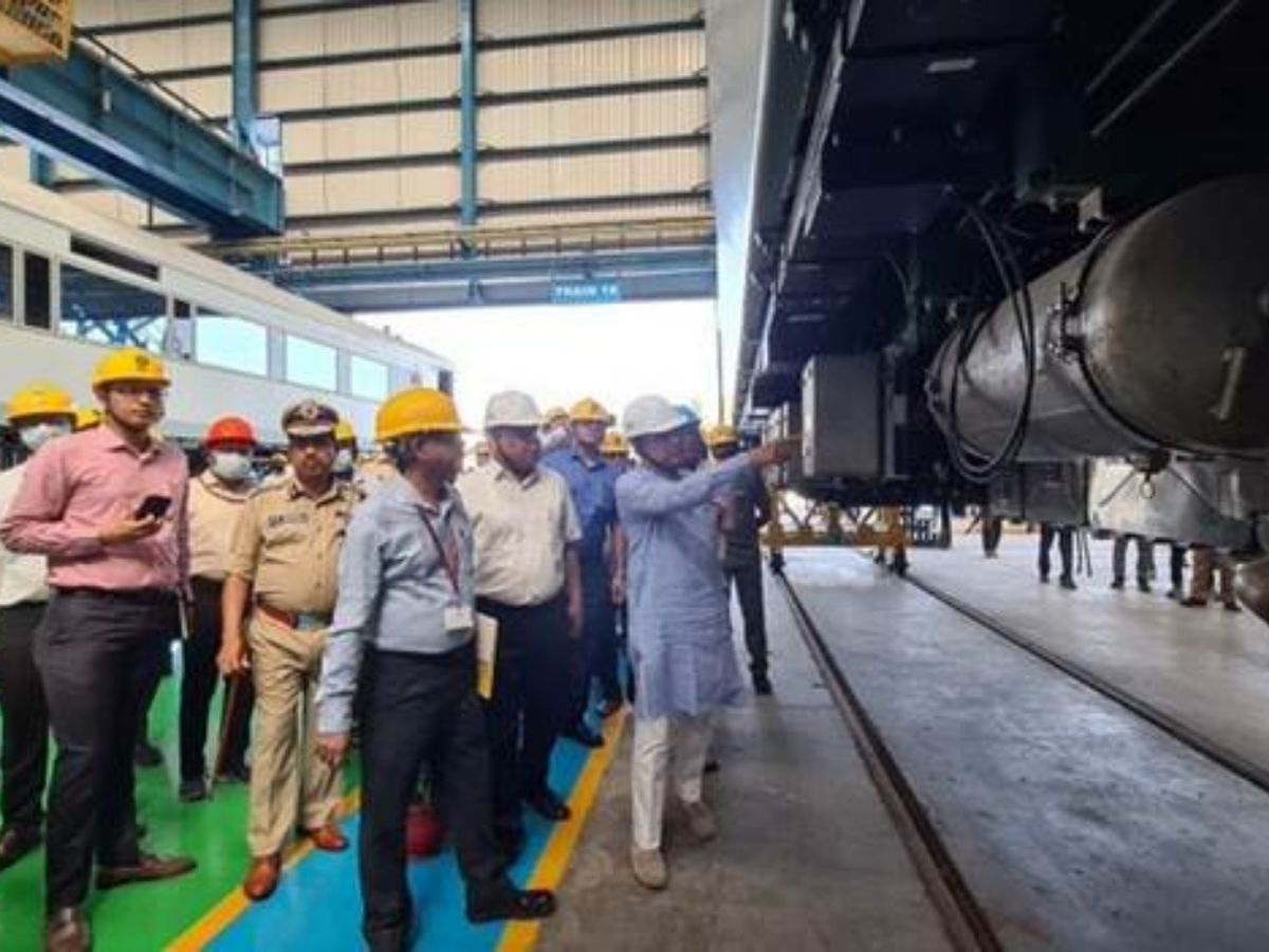 Railway Minister Ashwini Vaishnaw inspects production of Vande Bharat Trains