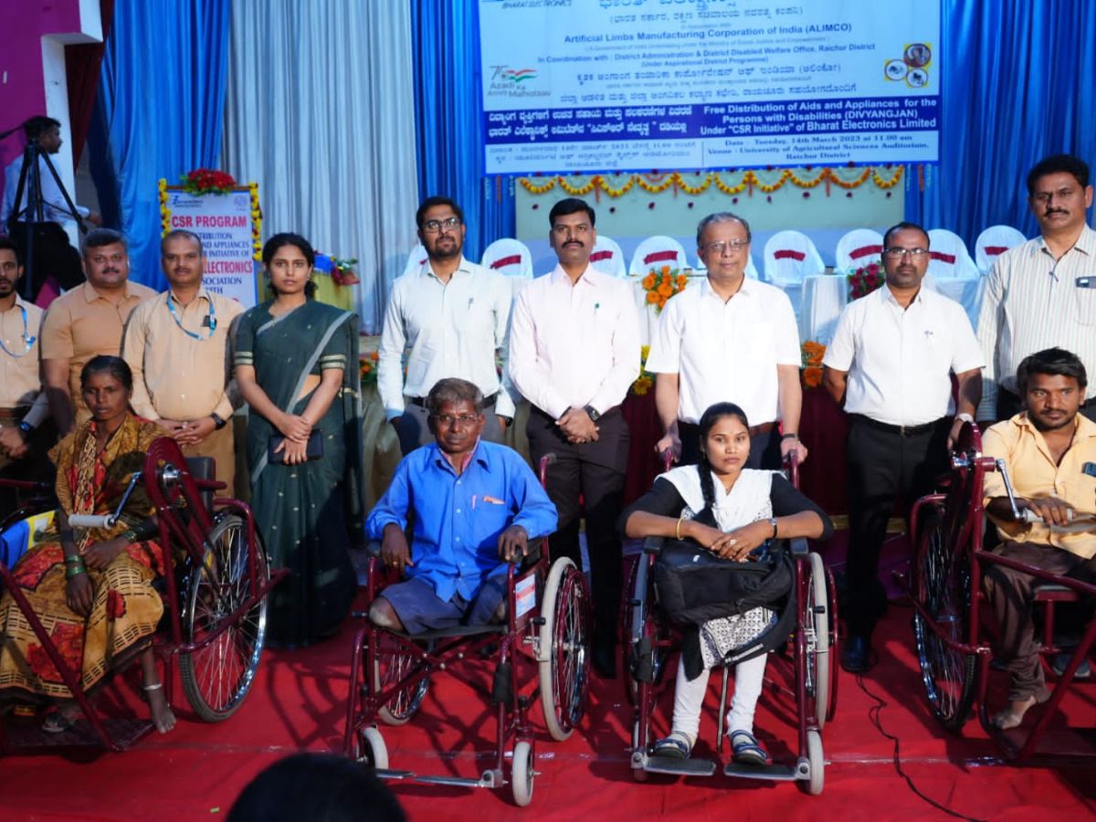 CSR: BEL donates support equipments for ‘Divyangjan’ of Yadgiri & Raichur districts