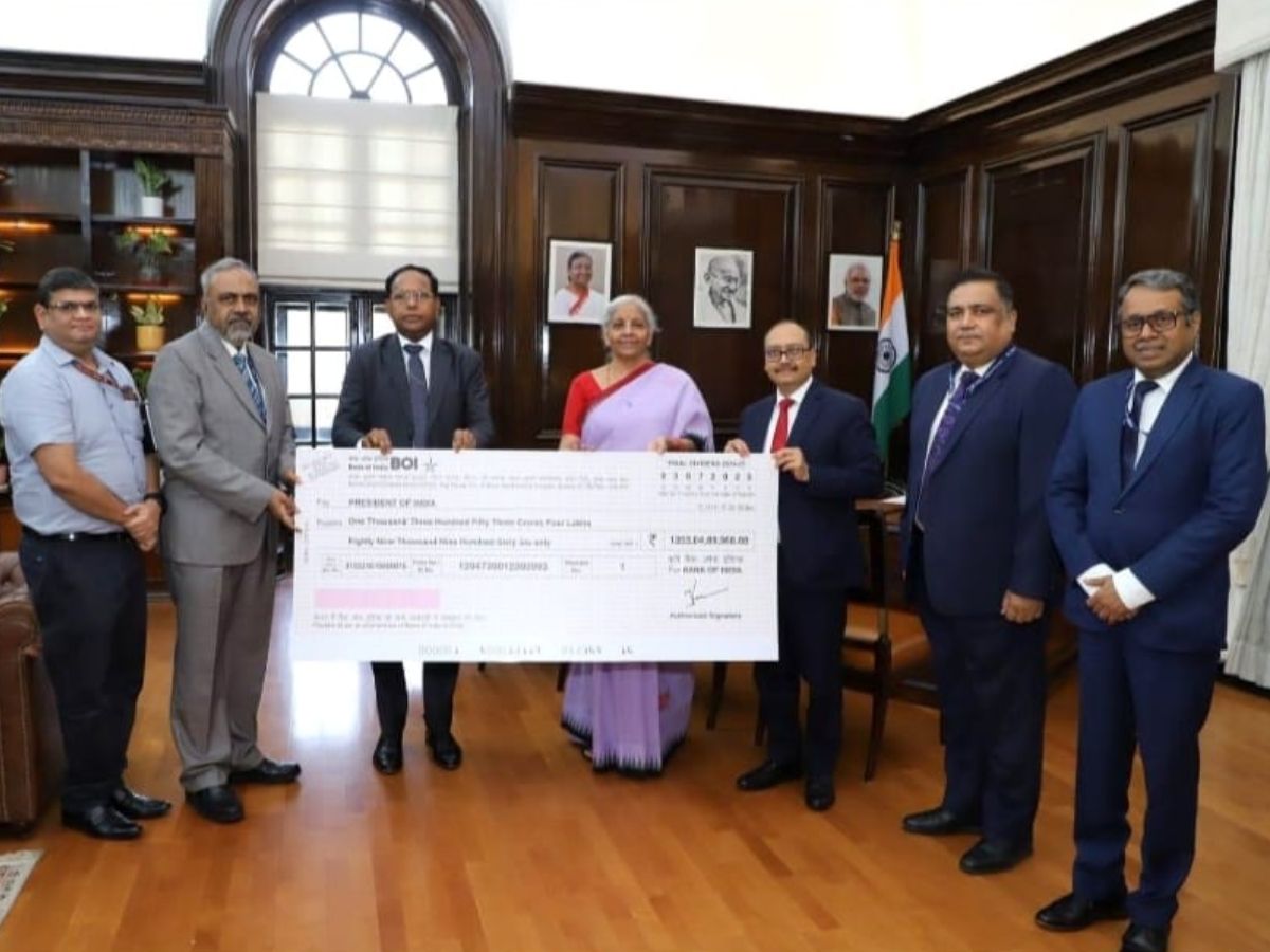 Bank of India delivers dividend cheque of Rs 1,353.05 crore to government