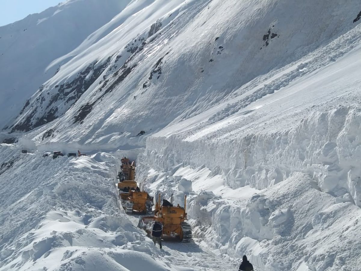 Border Roads Organisation Successfully Reopens strategic Zoji La Pass after Short 68-Days Closure