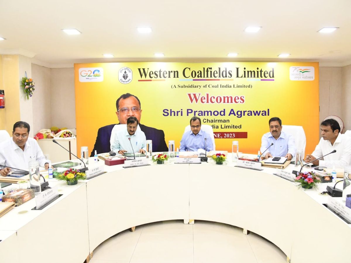 CIL Chairman Pramod Agarwal reviews WCL